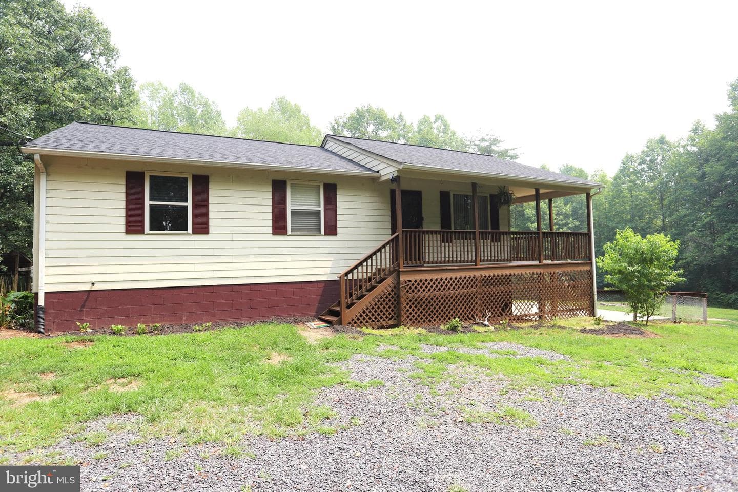 127 Willis Ford Lane photo 3