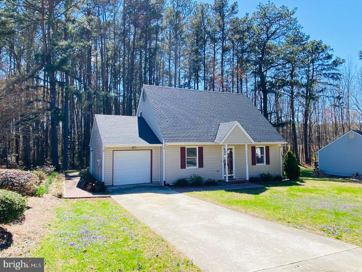 417 Jeffreys Lane