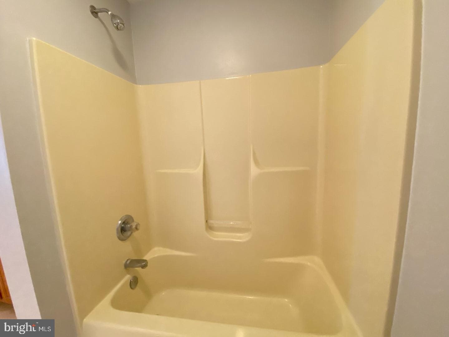 417 Jeffreys Lane photo 31