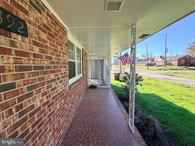 1392 Jefferson Street photo 10