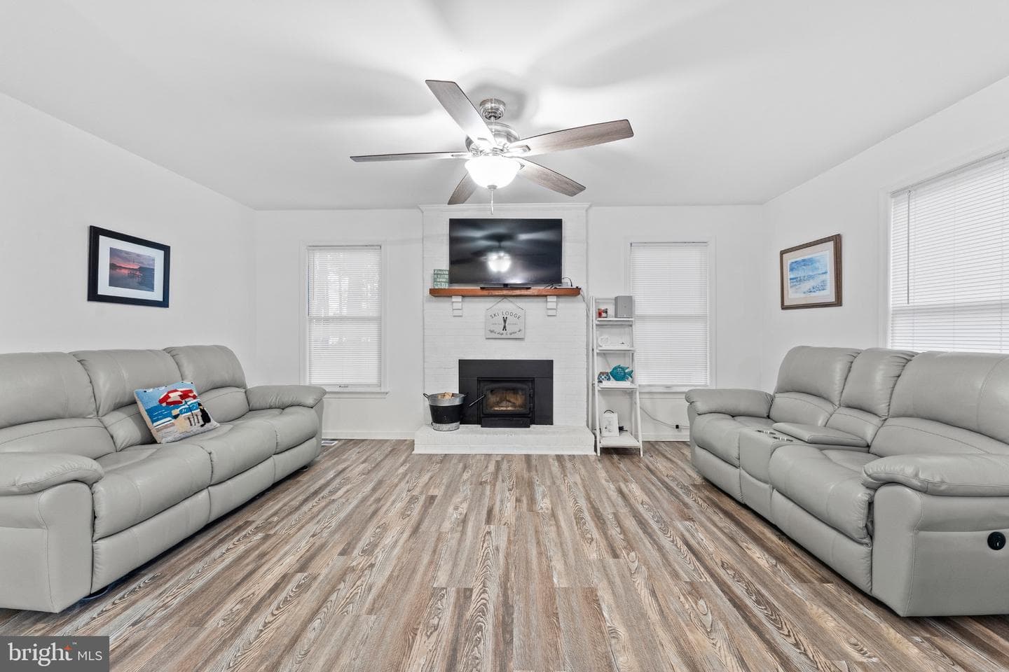 387 N Shore Circle photo 19