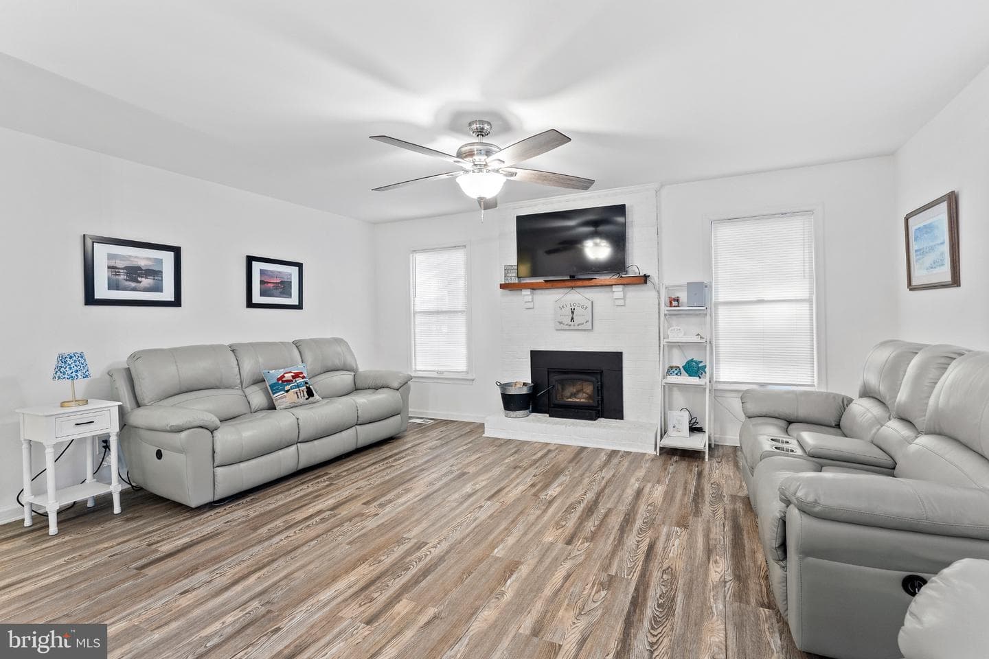 387 N Shore Circle photo 23