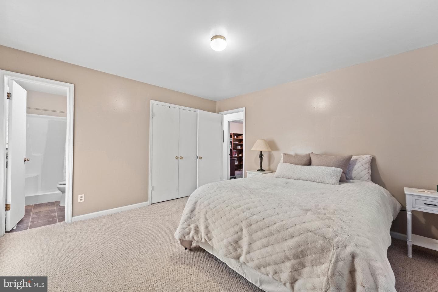 387 N Shore Circle photo 26