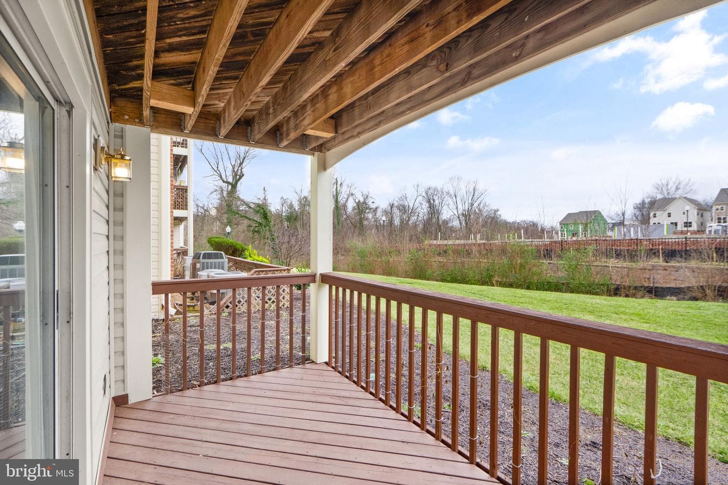 9406 Scarlet Oak Drive photo 24