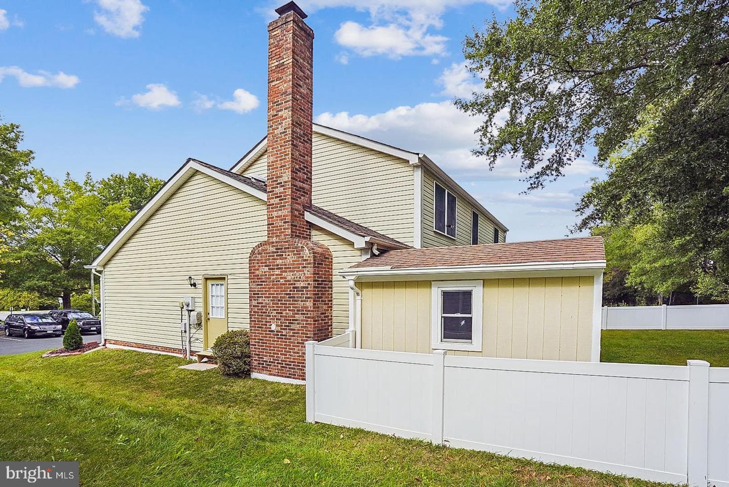 10297 Woodmont Court photo 17