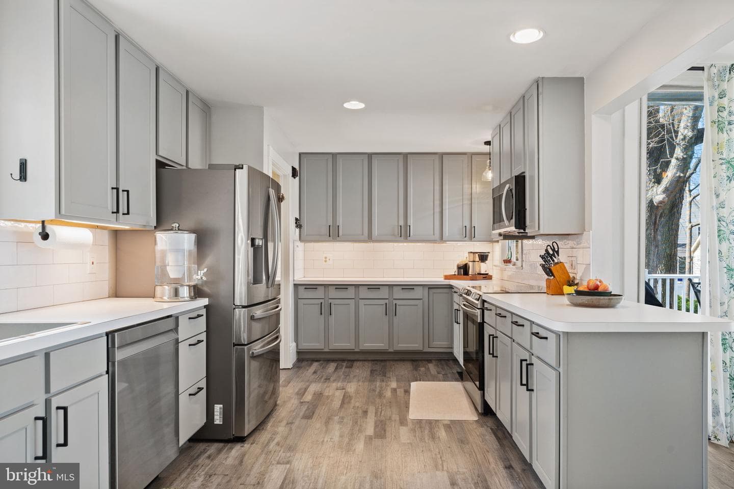 9026 Sudley Road photo 26