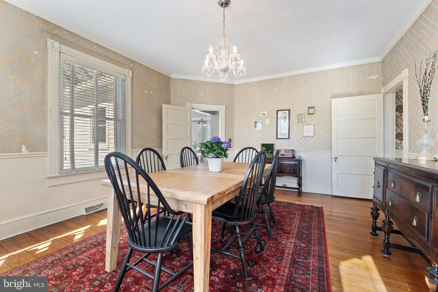 9026 Sudley Road photo 36