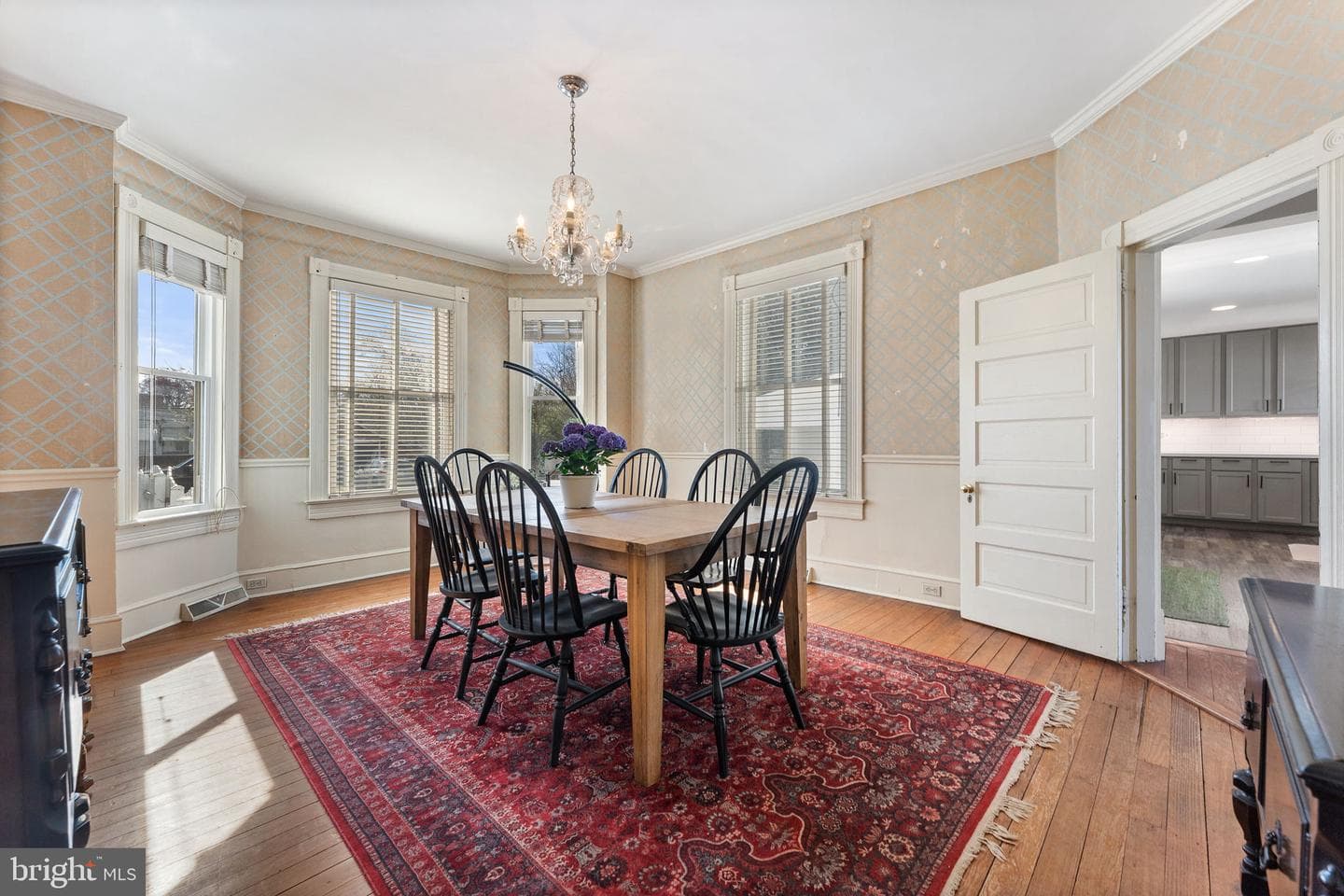 9026 Sudley Road photo 37