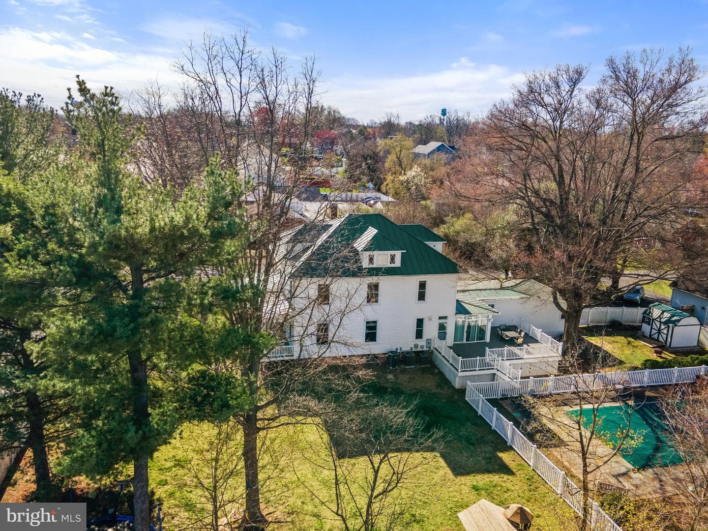 9026 Sudley Road photo 6