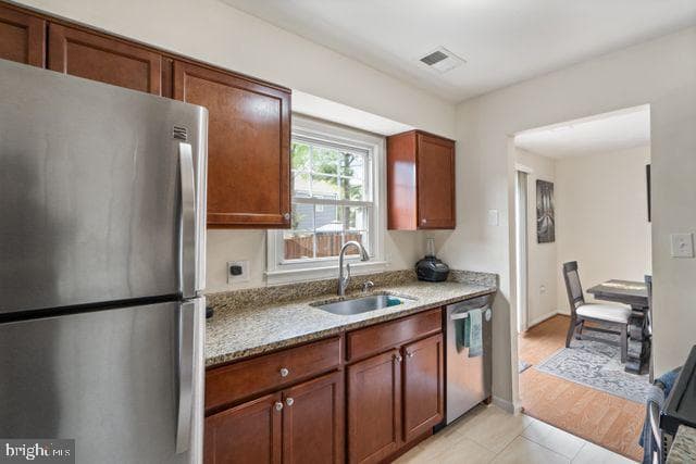 9008 Patterson Place photo 13