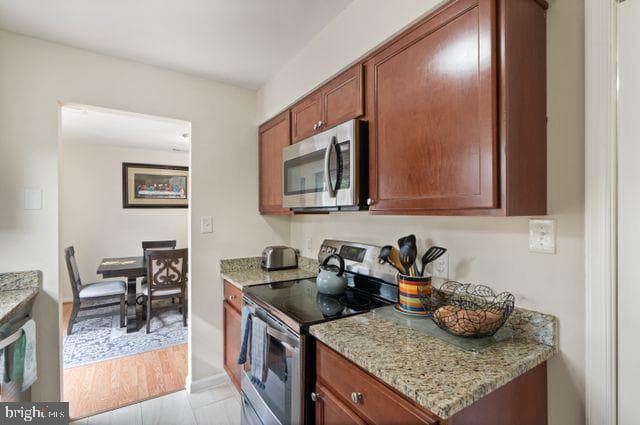 9008 Patterson Place photo 14