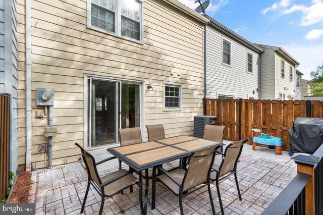 9008 Patterson Place photo 29