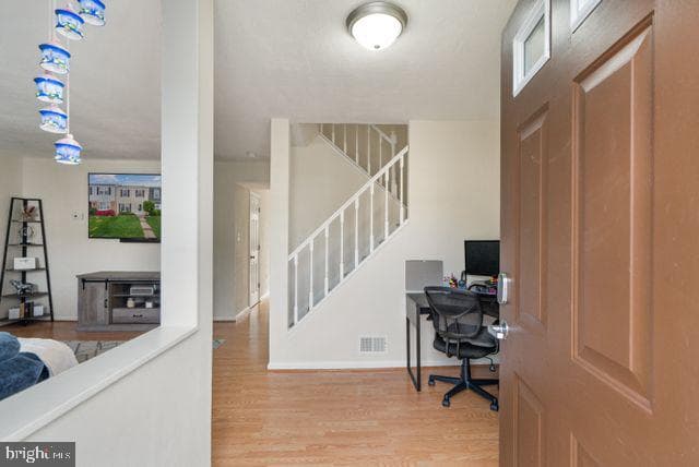 9008 Patterson Place photo 5