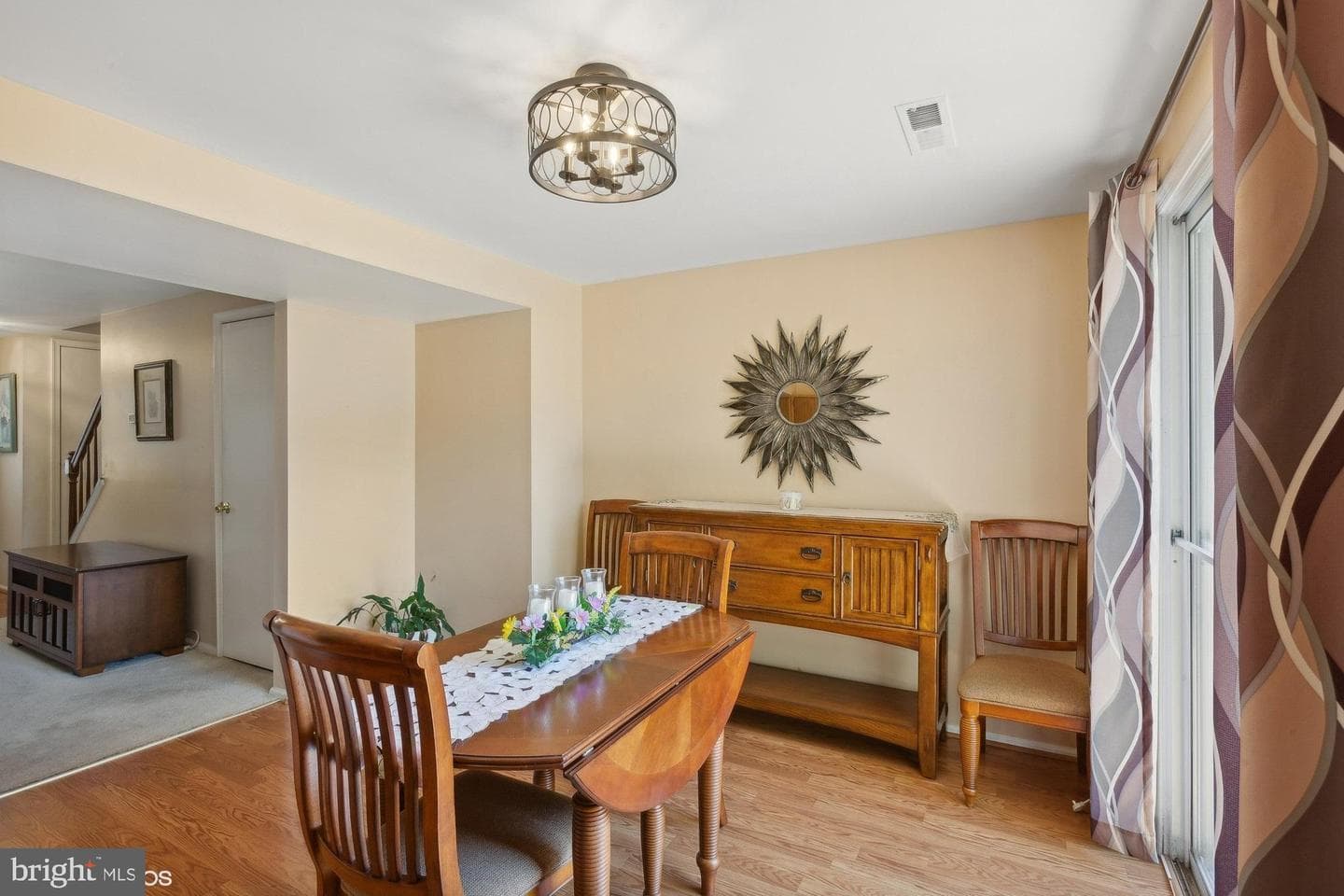 8336 Georgian Court photo 10