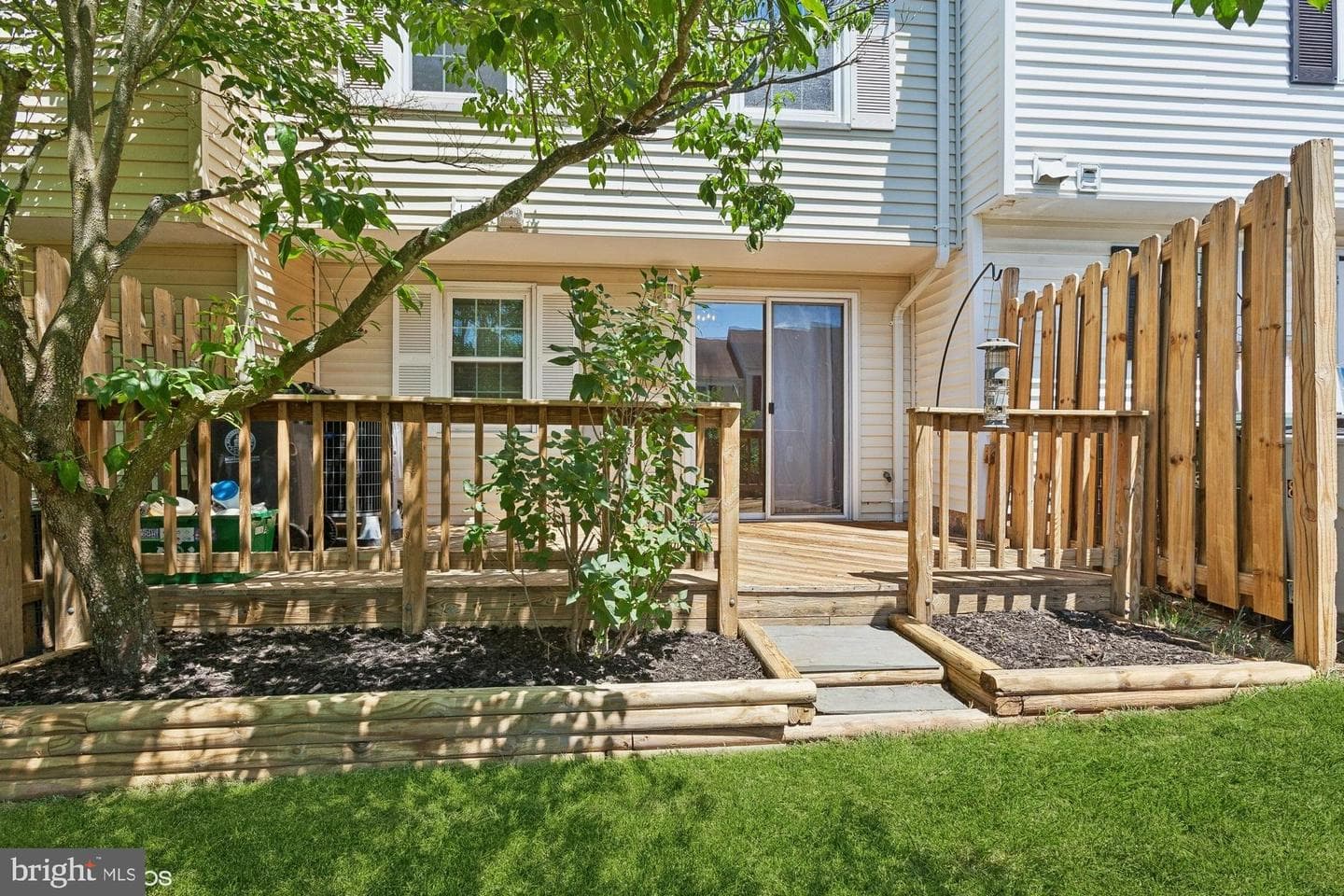 8336 Georgian Court photo 28