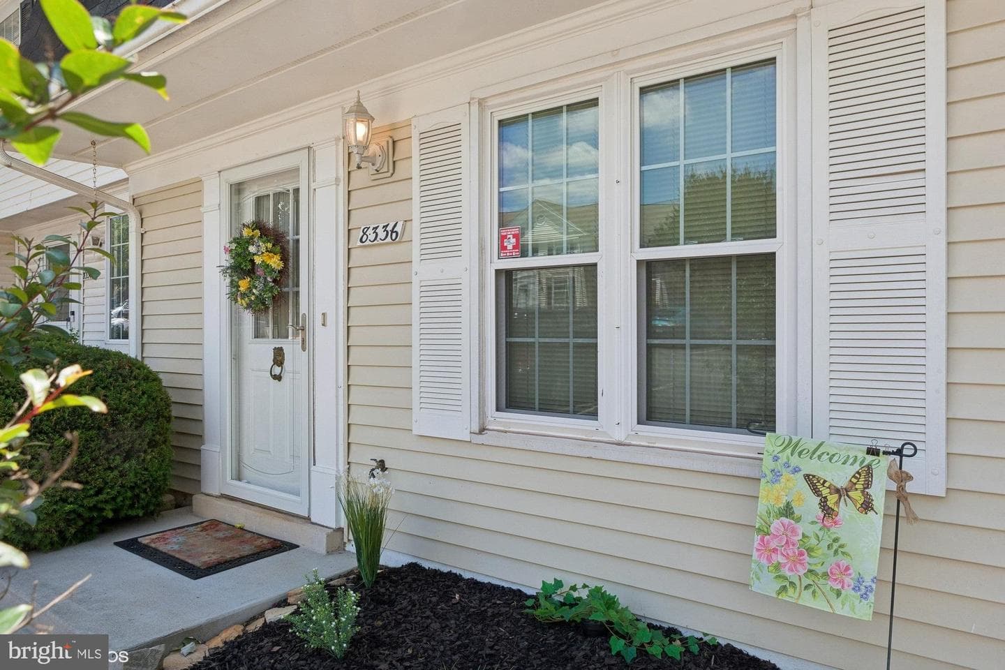 8336 Georgian Court photo 3
