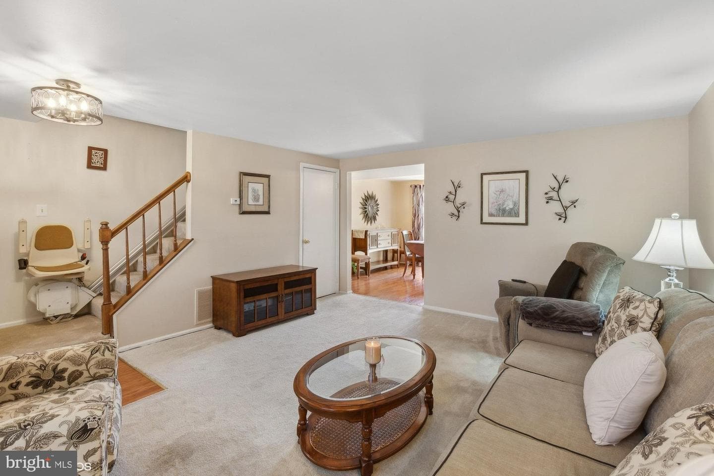 8336 Georgian Court photo 7