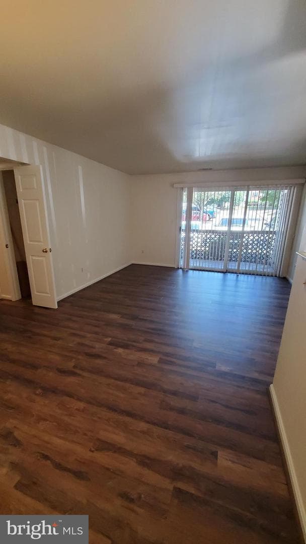 9434 Scarlet Oak Drive photo 3