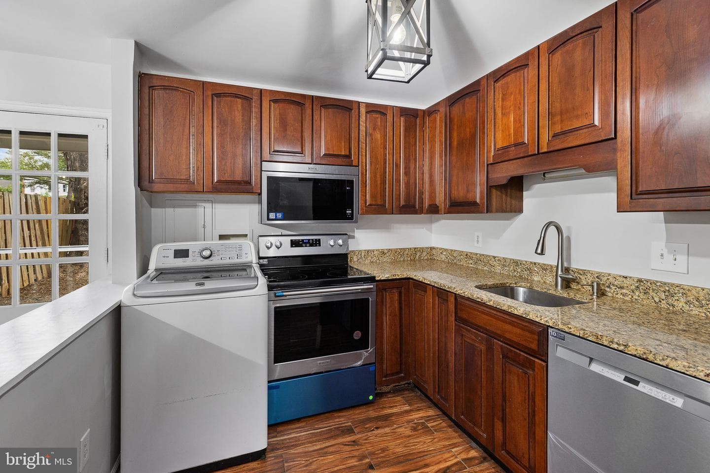 9279 Taney Road photo 10