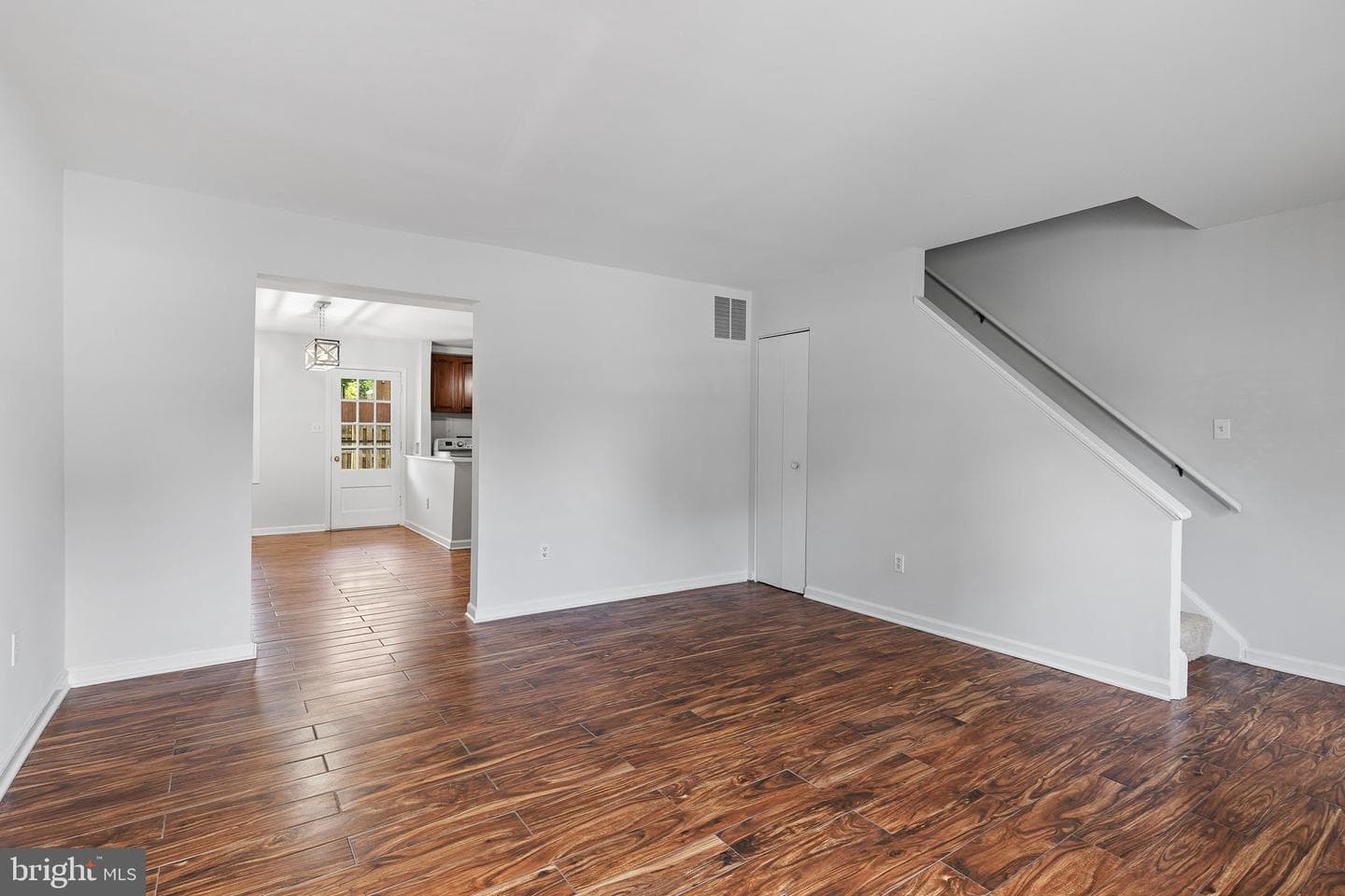 9279 Taney Road photo 3