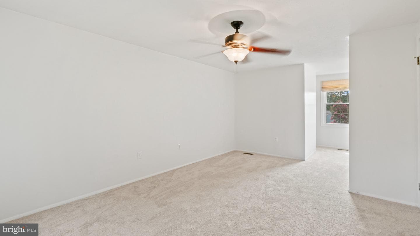 9251 Oakglen Court photo 20