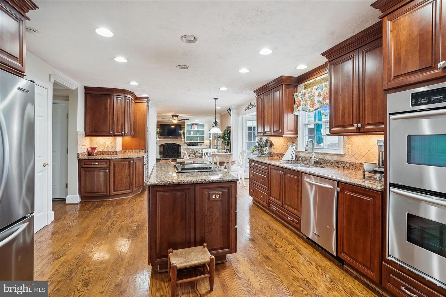9536 Harvest Place photo 23