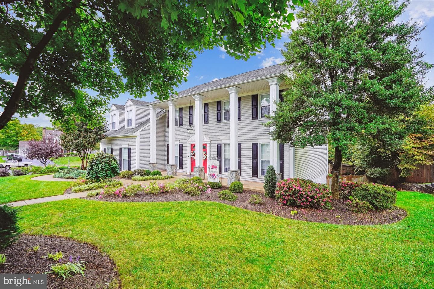 9536 Harvest Place photo 3