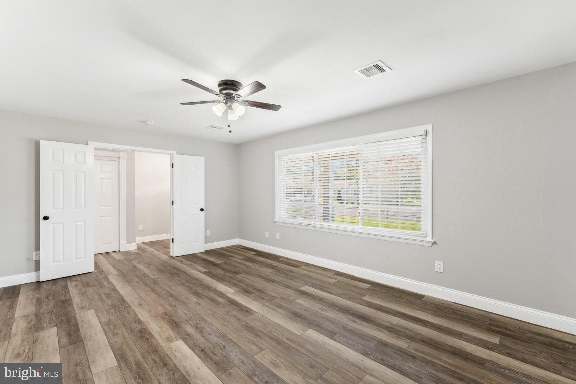 8903 Weir Street photo 21