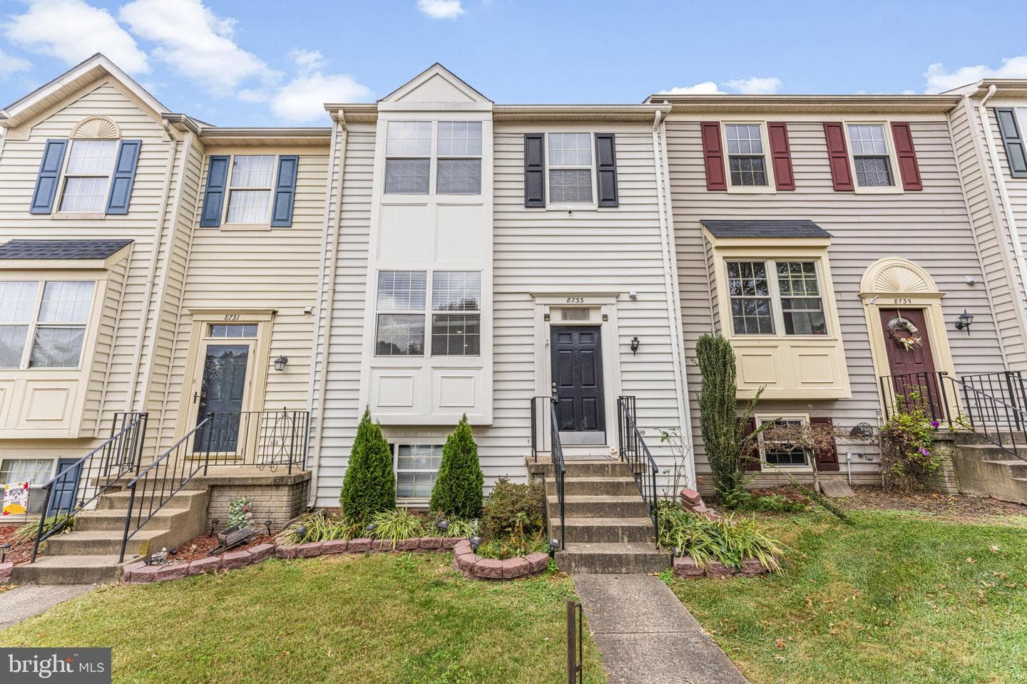 8733 Deblanc Place photo 1