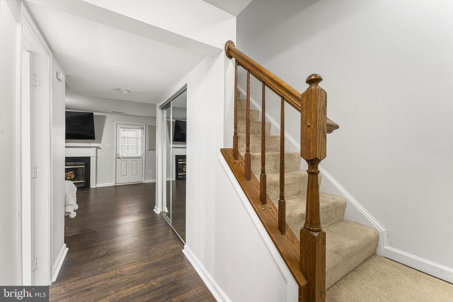 8733 Deblanc Place photo 23