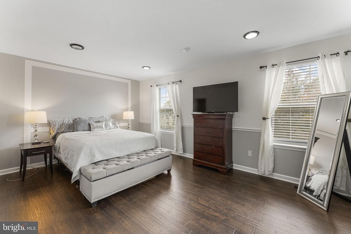 8733 Deblanc Place photo 24