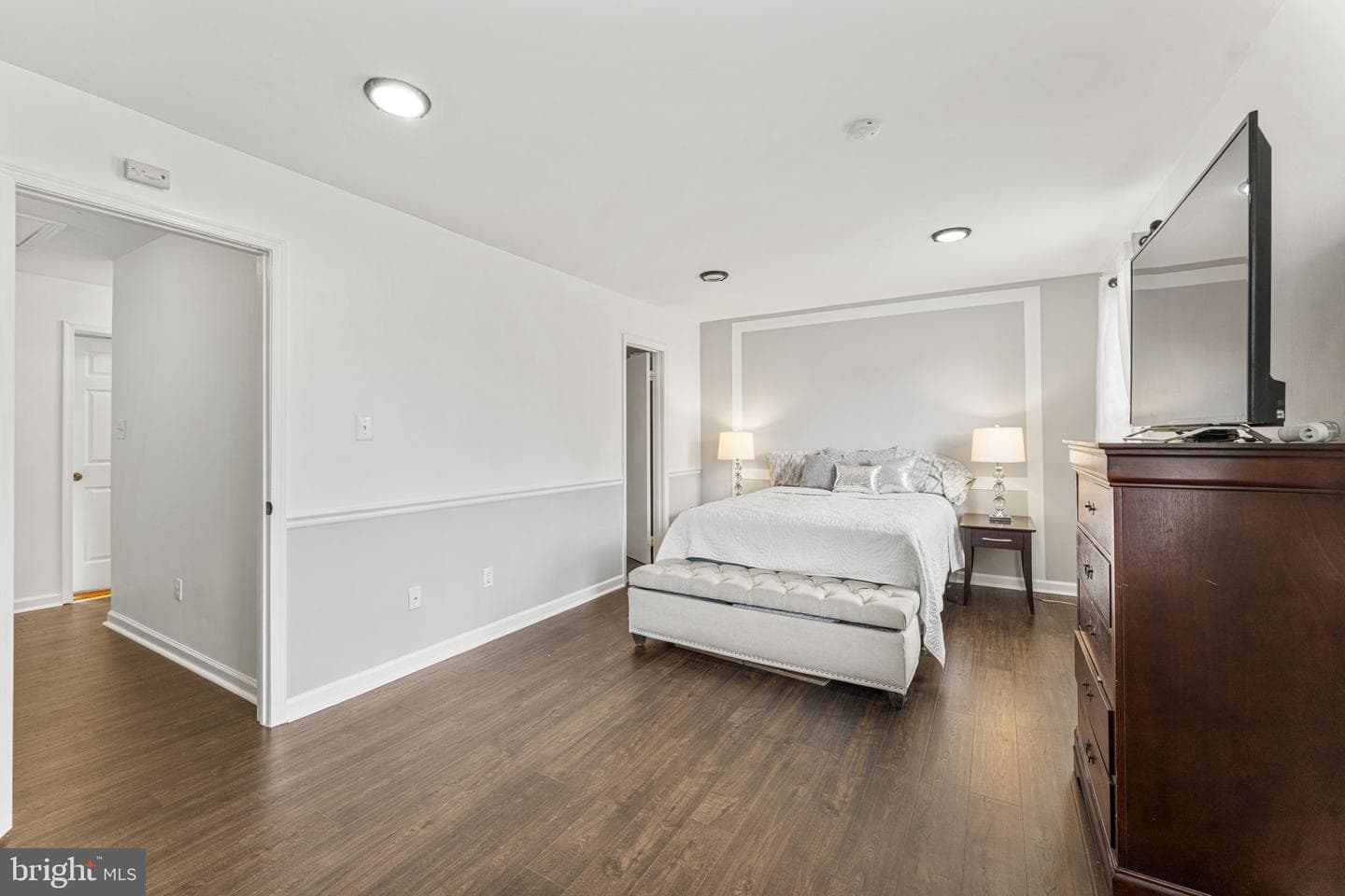 8733 Deblanc Place photo 25
