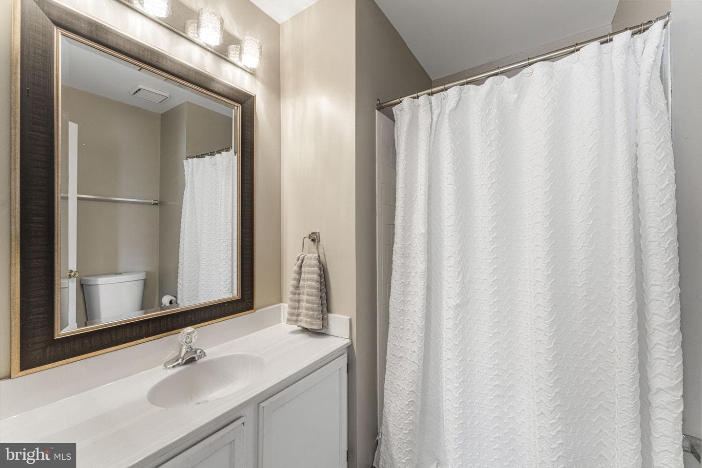 8733 Deblanc Place photo 29