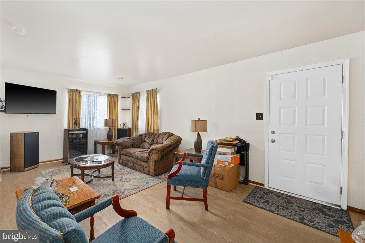 9023 Sandalwood Drive #a photo 7