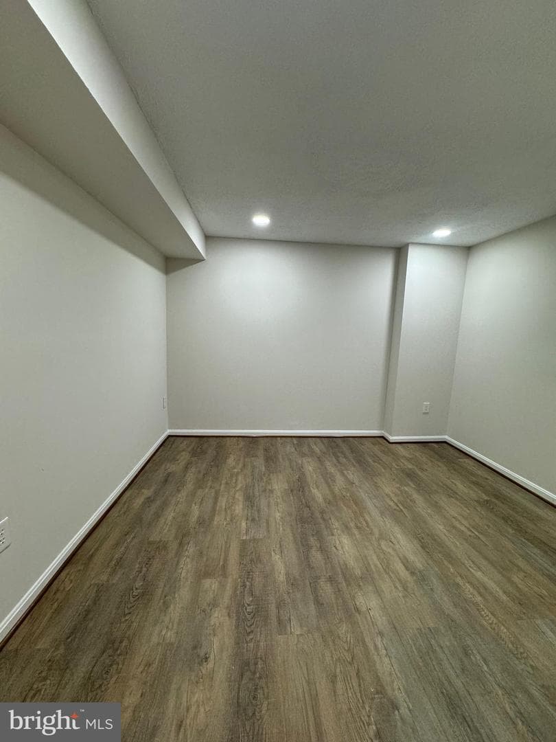 8704 Ditmars Court photo 15