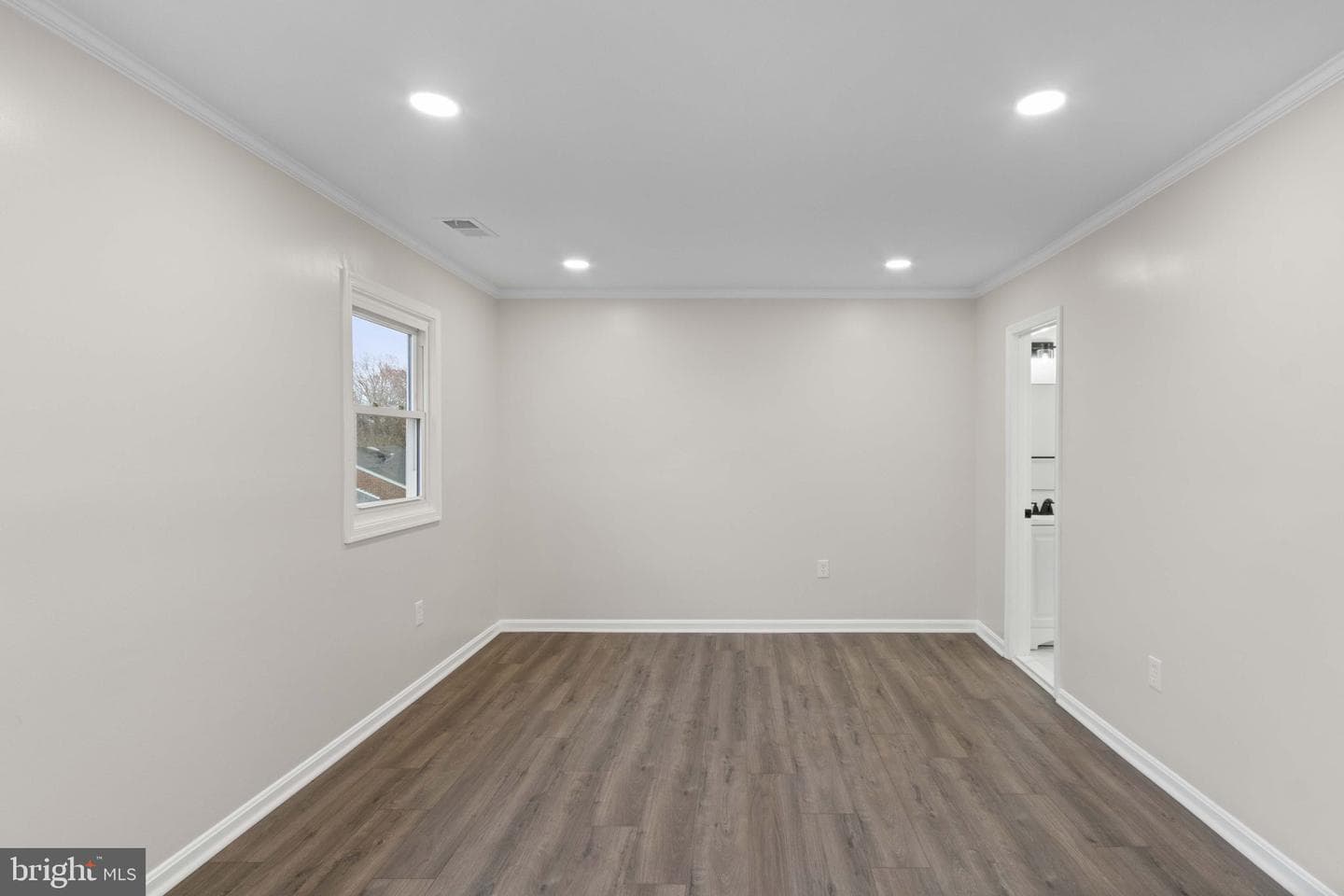 9155 Laurelwood Court photo 26