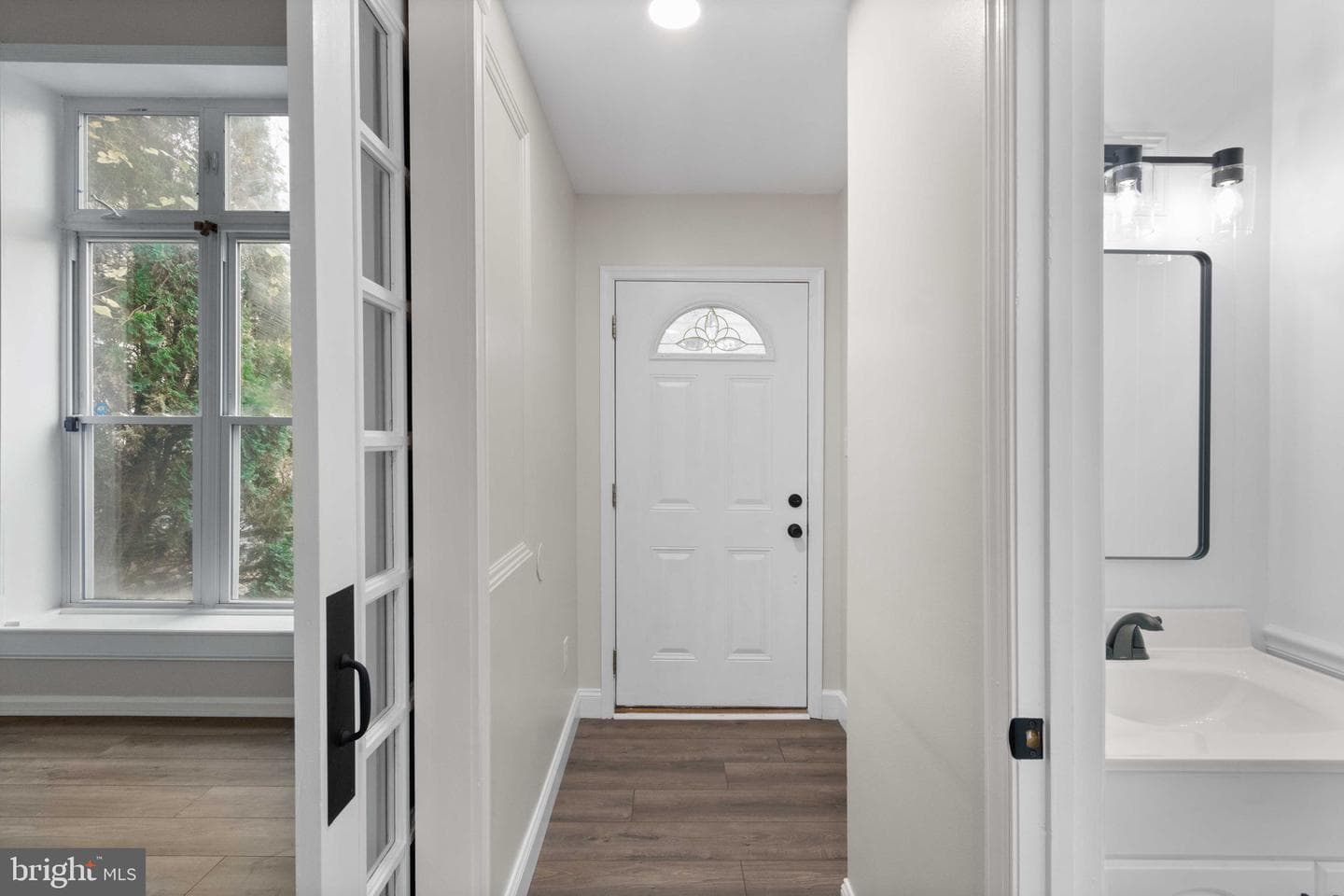 9155 Laurelwood Court photo 6