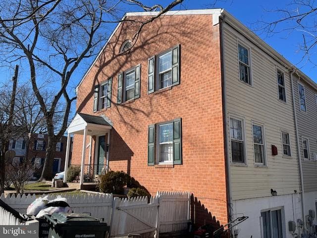 9727 Beech Place photo 17