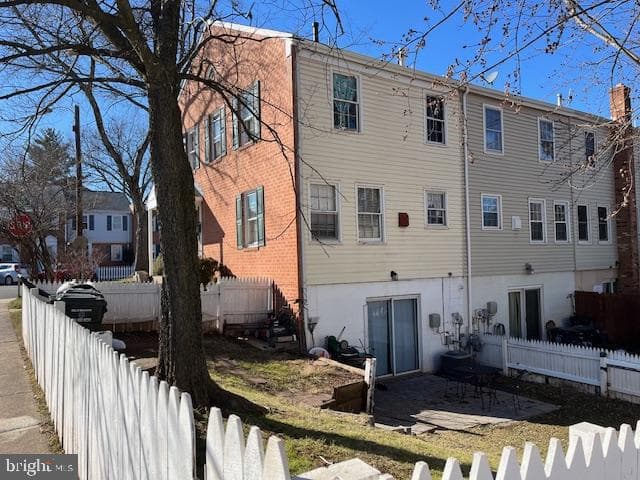 9727 Beech Place photo 8
