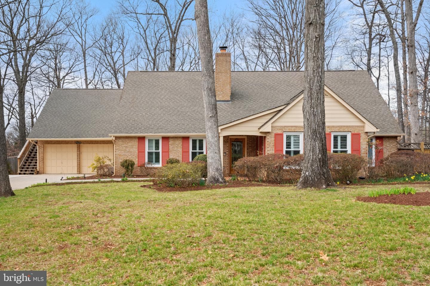 8895 Bond Court photo 4
