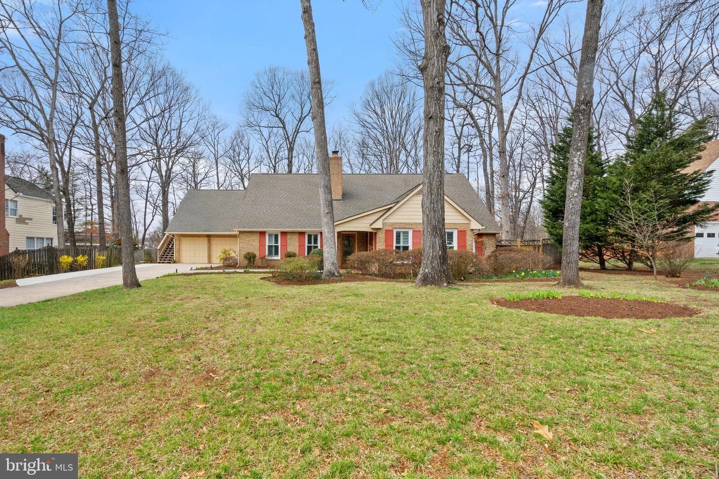 8895 Bond Court photo 6