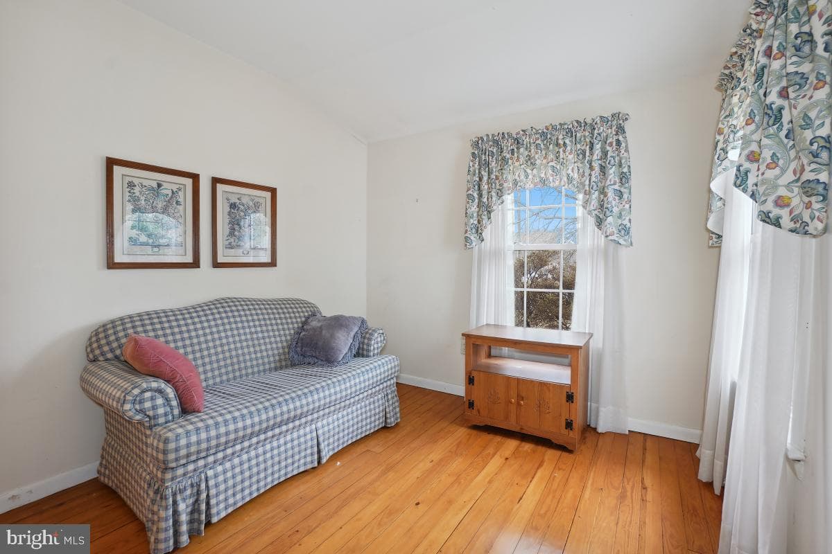 10006 S Grant Avenue photo 16