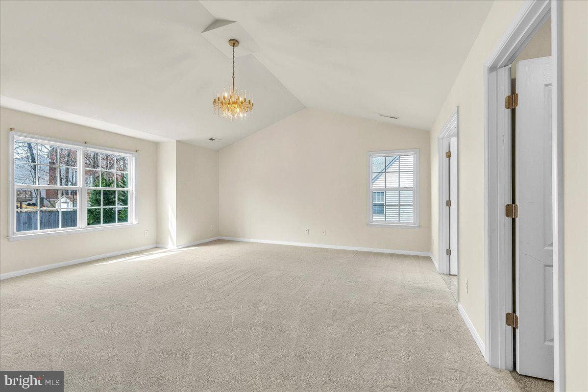 9588 Clover Hill Road photo 17