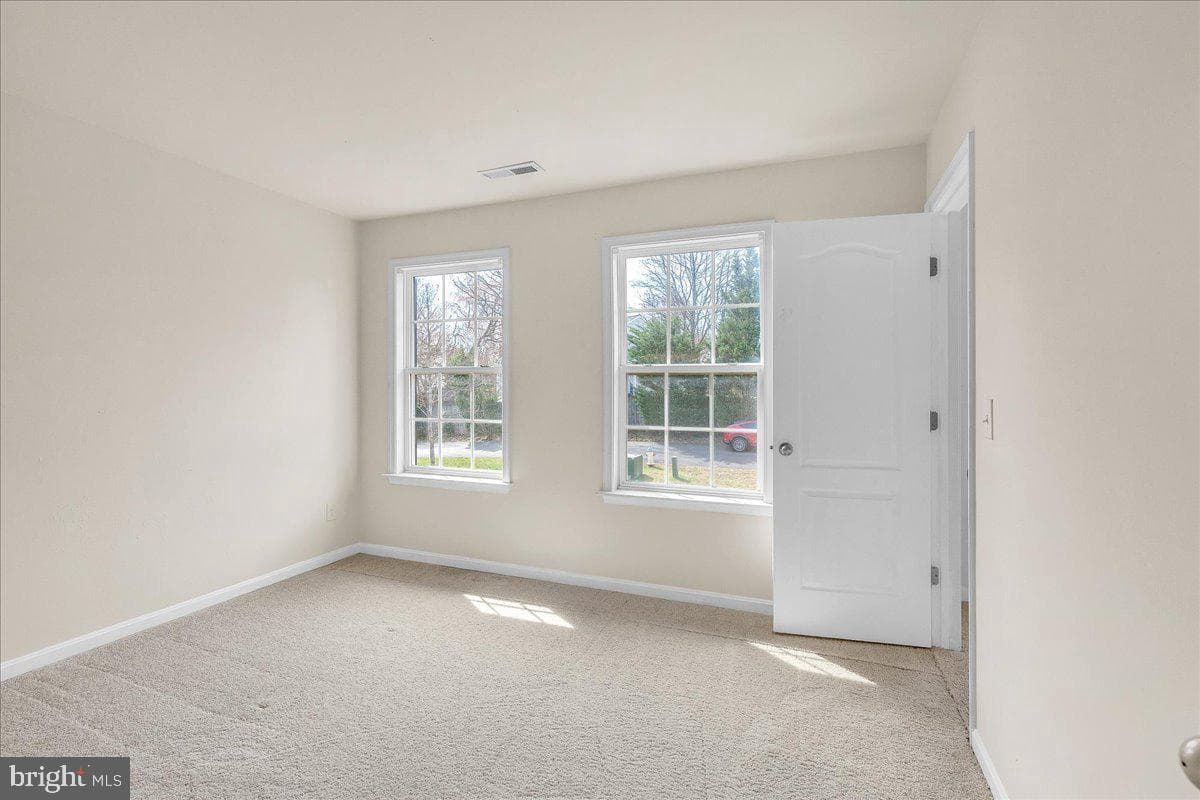 9588 Clover Hill Road photo 23