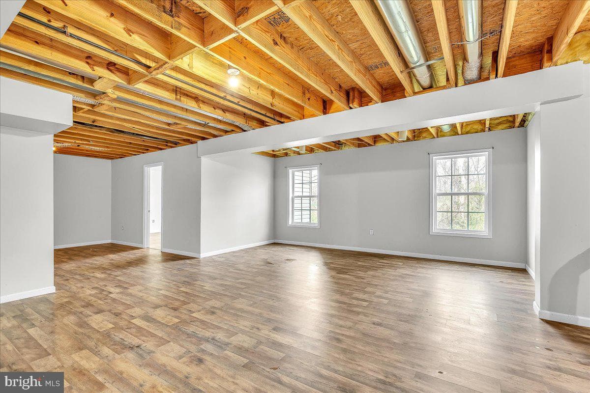 9588 Clover Hill Road photo 29