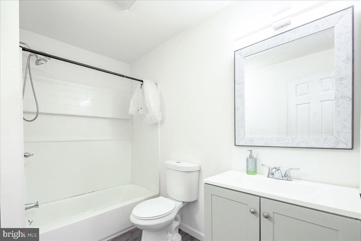 9588 Clover Hill Road photo 32
