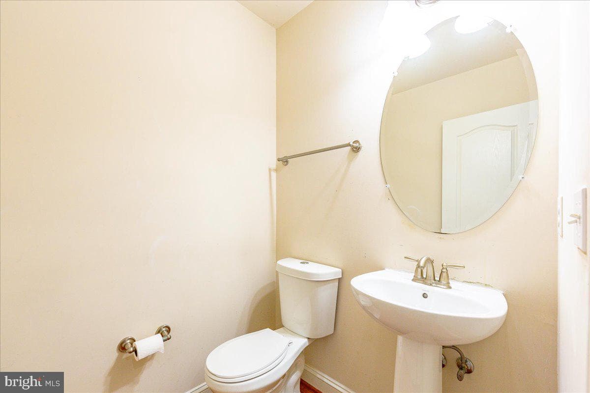 9588 Clover Hill Road photo 9