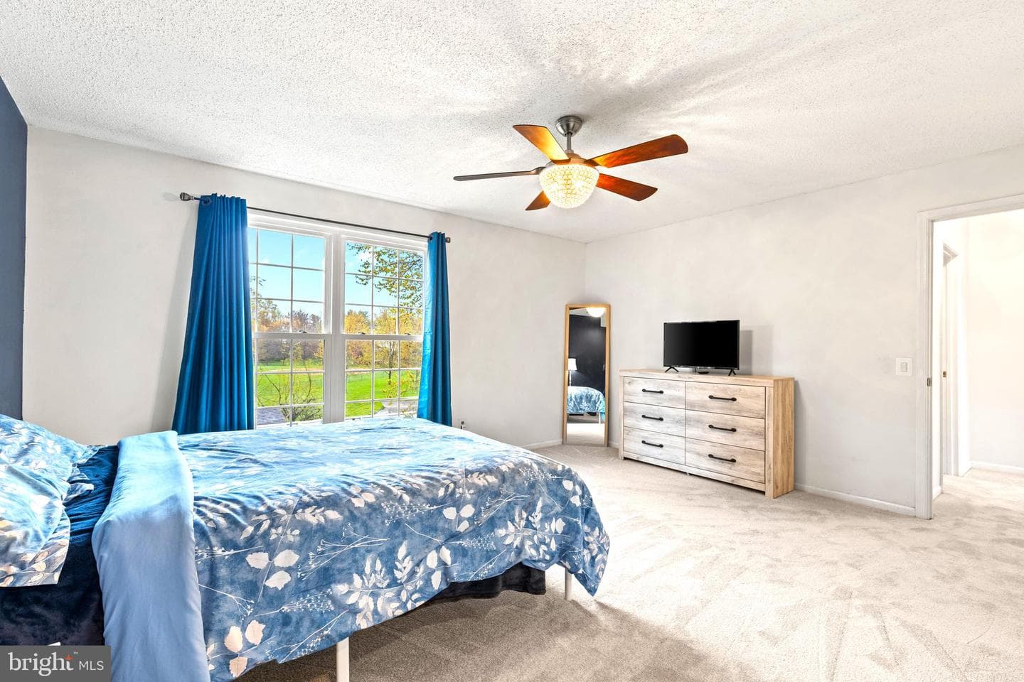 9553 Oakenshaw Drive photo 22