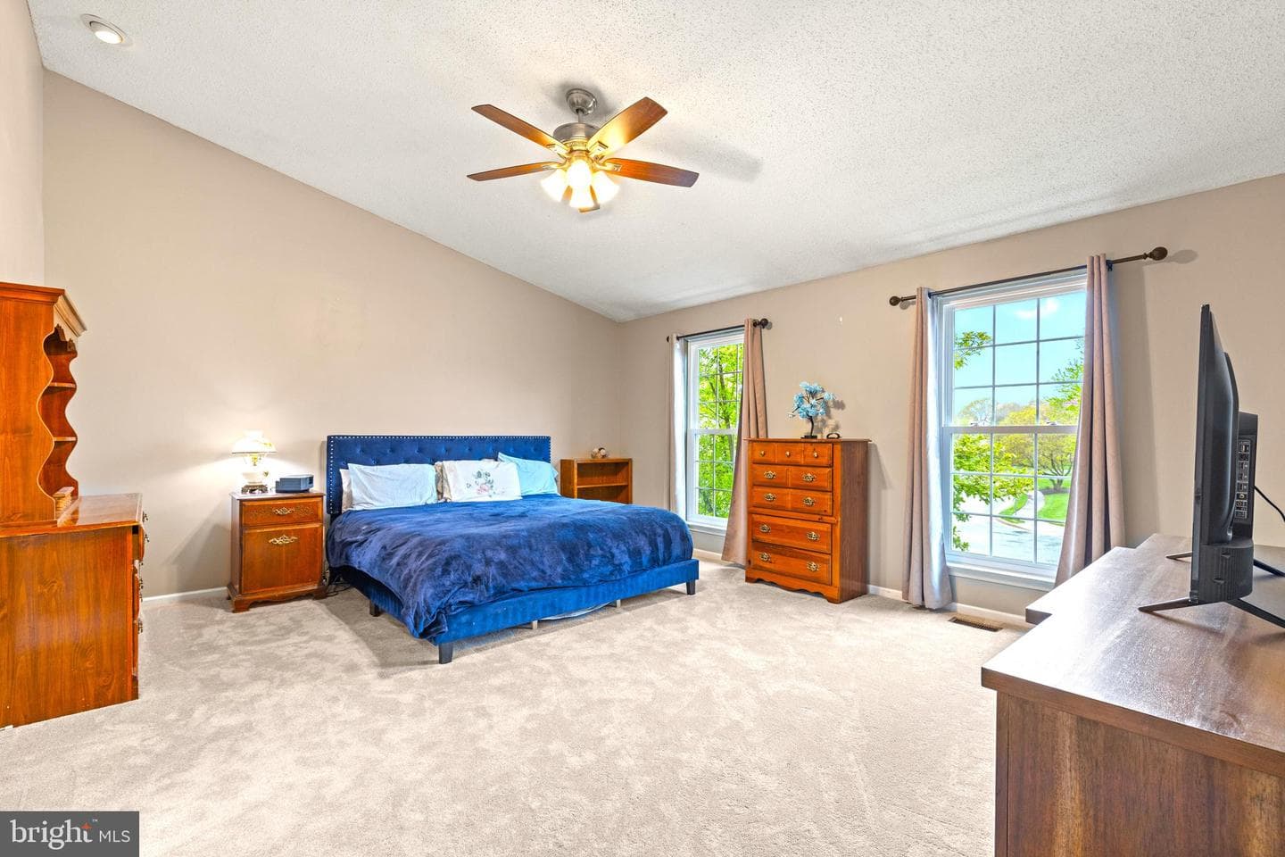 9553 Oakenshaw Drive photo 30