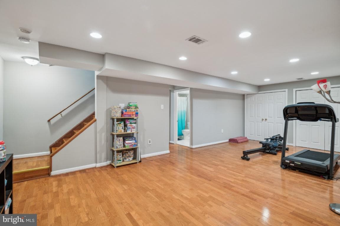 8645 Adrienne Place photo 32